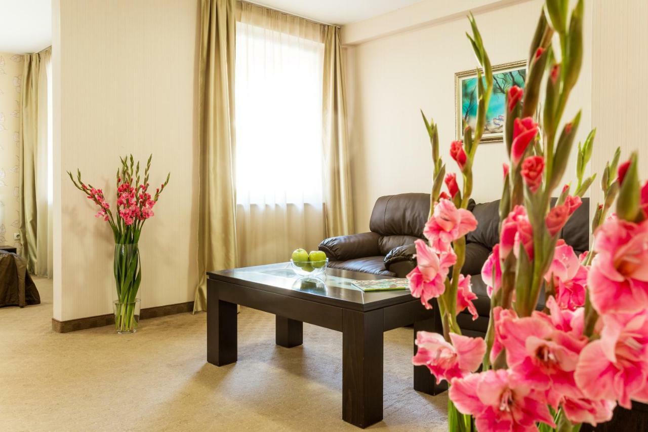 Avenue By Hmg-free Parking-free Wi-fi 3* Sofia