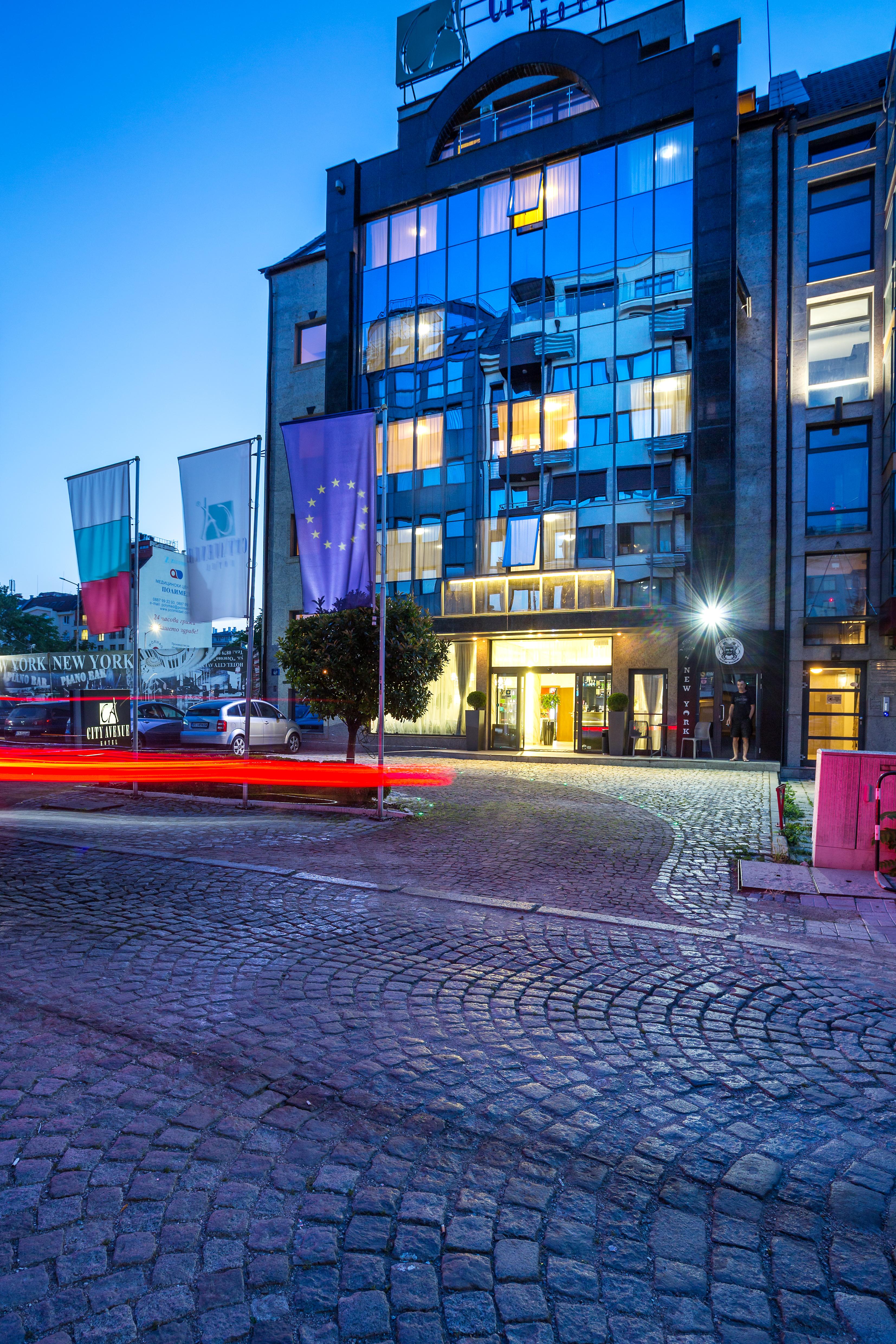 Hotel Avenue By Hmg-free Parking-free Wi-fi