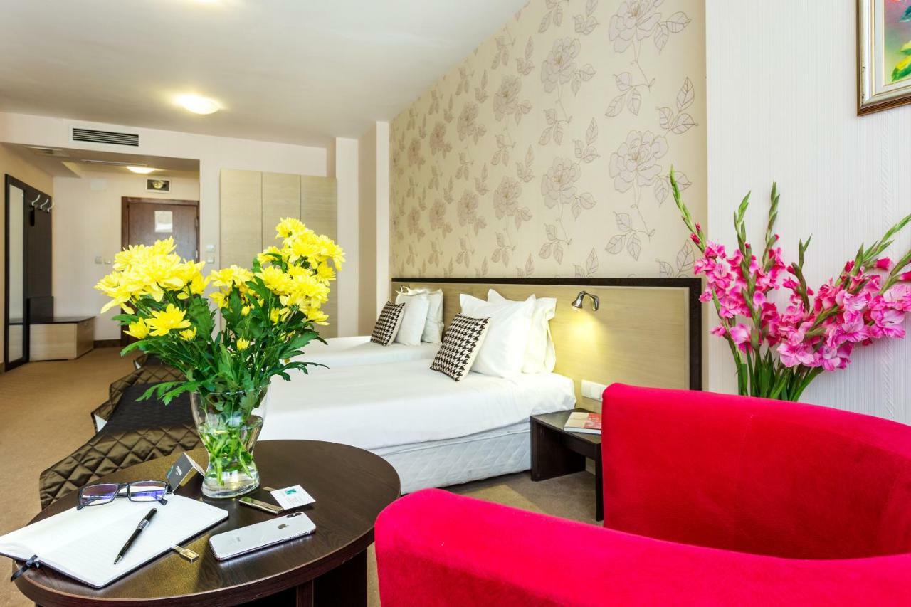 Avenue By Hmg-free Parking-free Wi-fi Hotel